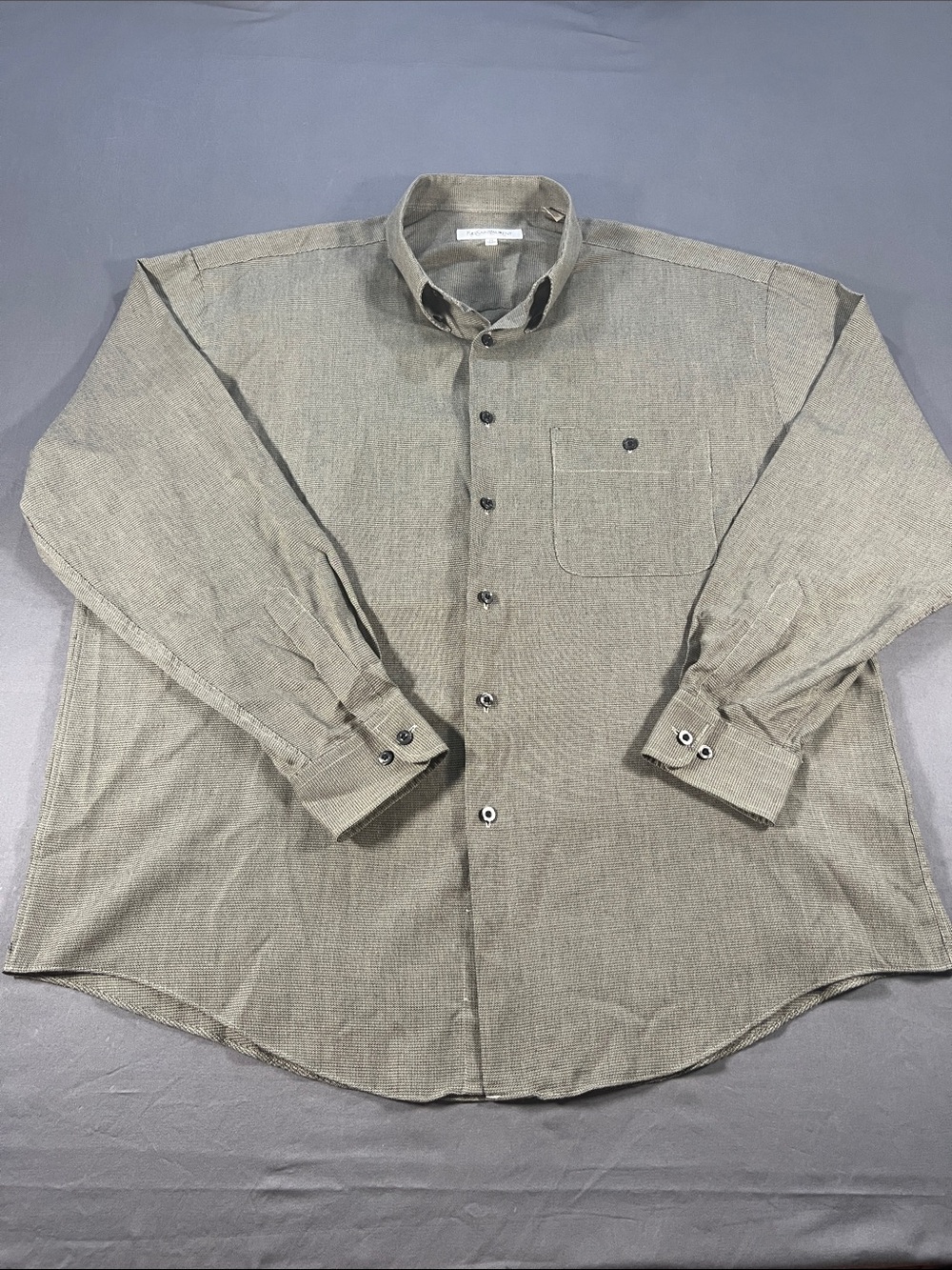 Yves Saint Laurent Men's Button-Down Shirt in Light Khaki/olive 17-34/35 XL